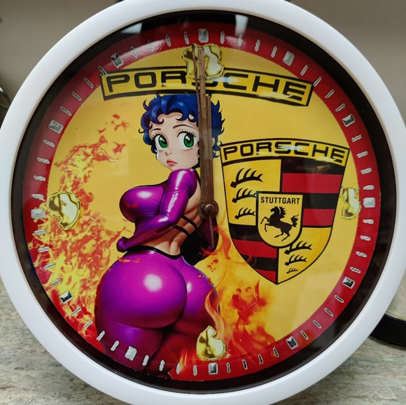 Betty Boop clock - Picture 4 of 8